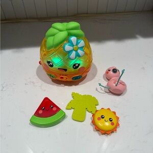 Fisher-Price Pineapple Play Set with Bright Colors